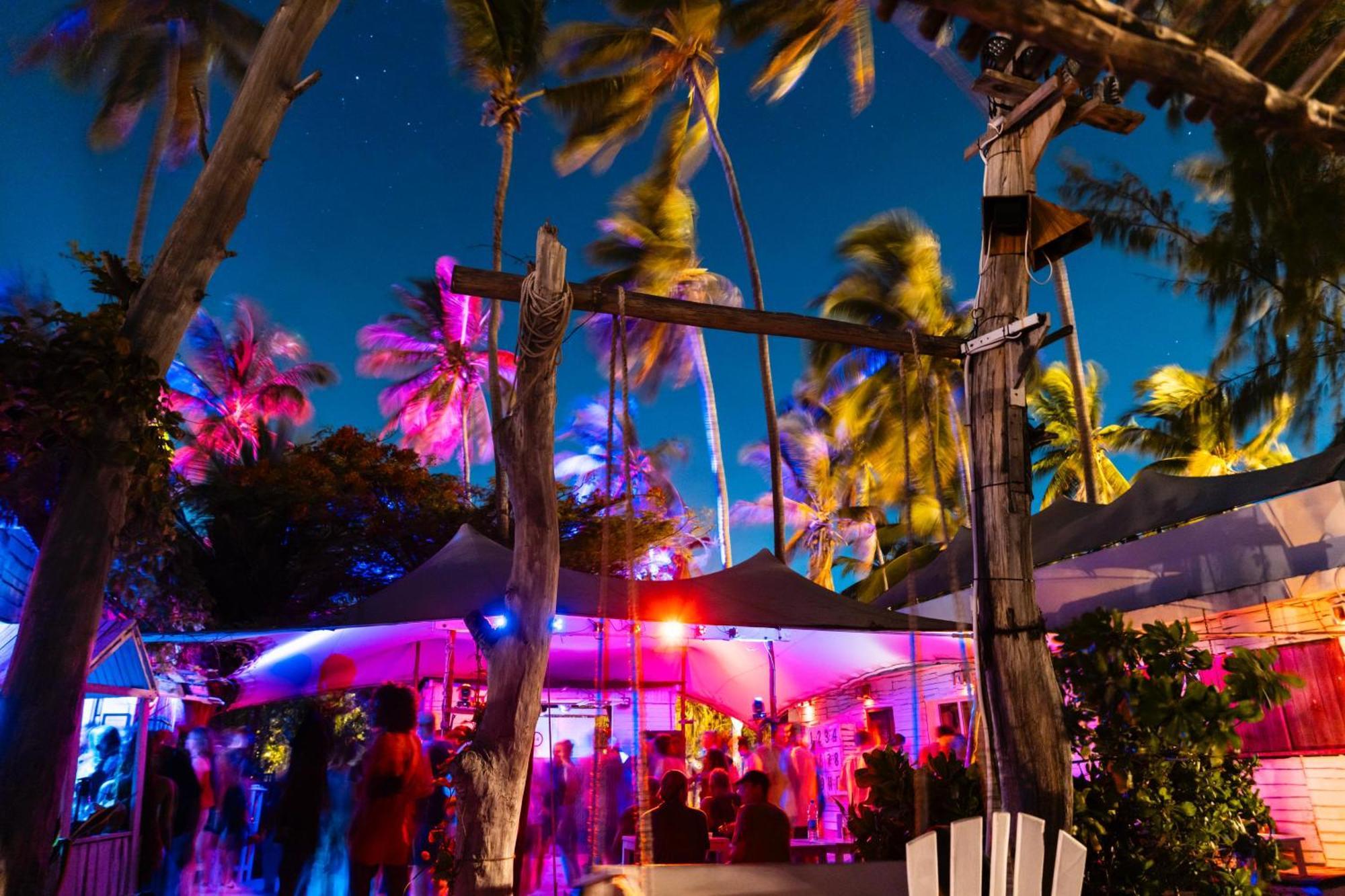 B4 Beach Club Paje Buitenkant foto