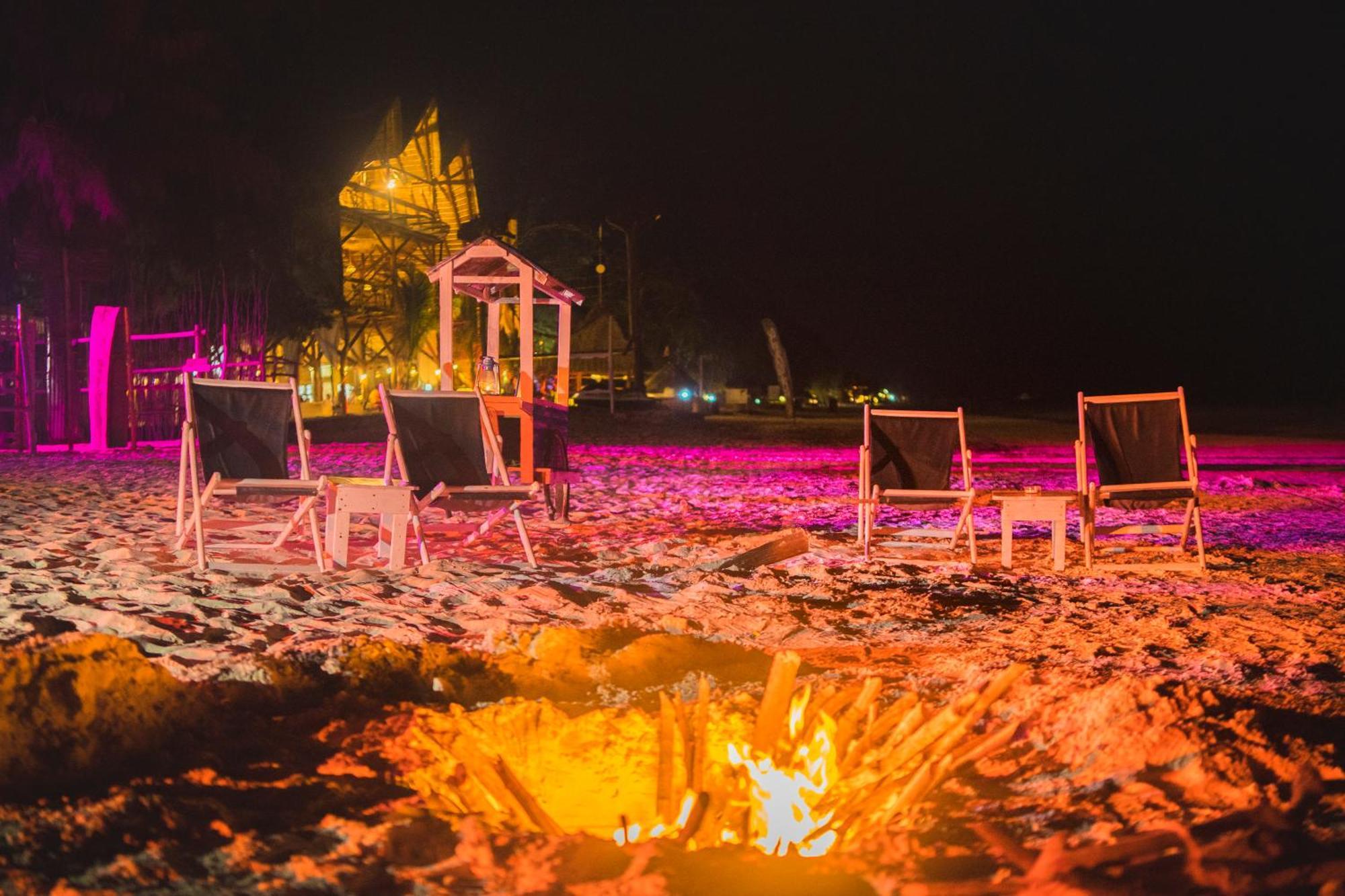 B4 Beach Club Paje Buitenkant foto