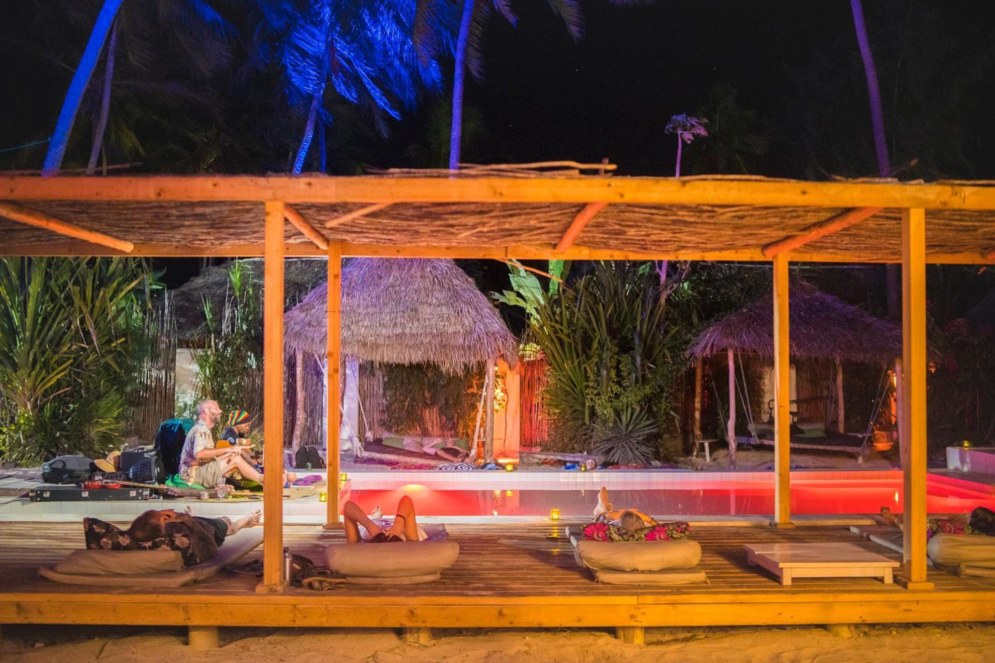 B4 Beach Club Paje Buitenkant foto