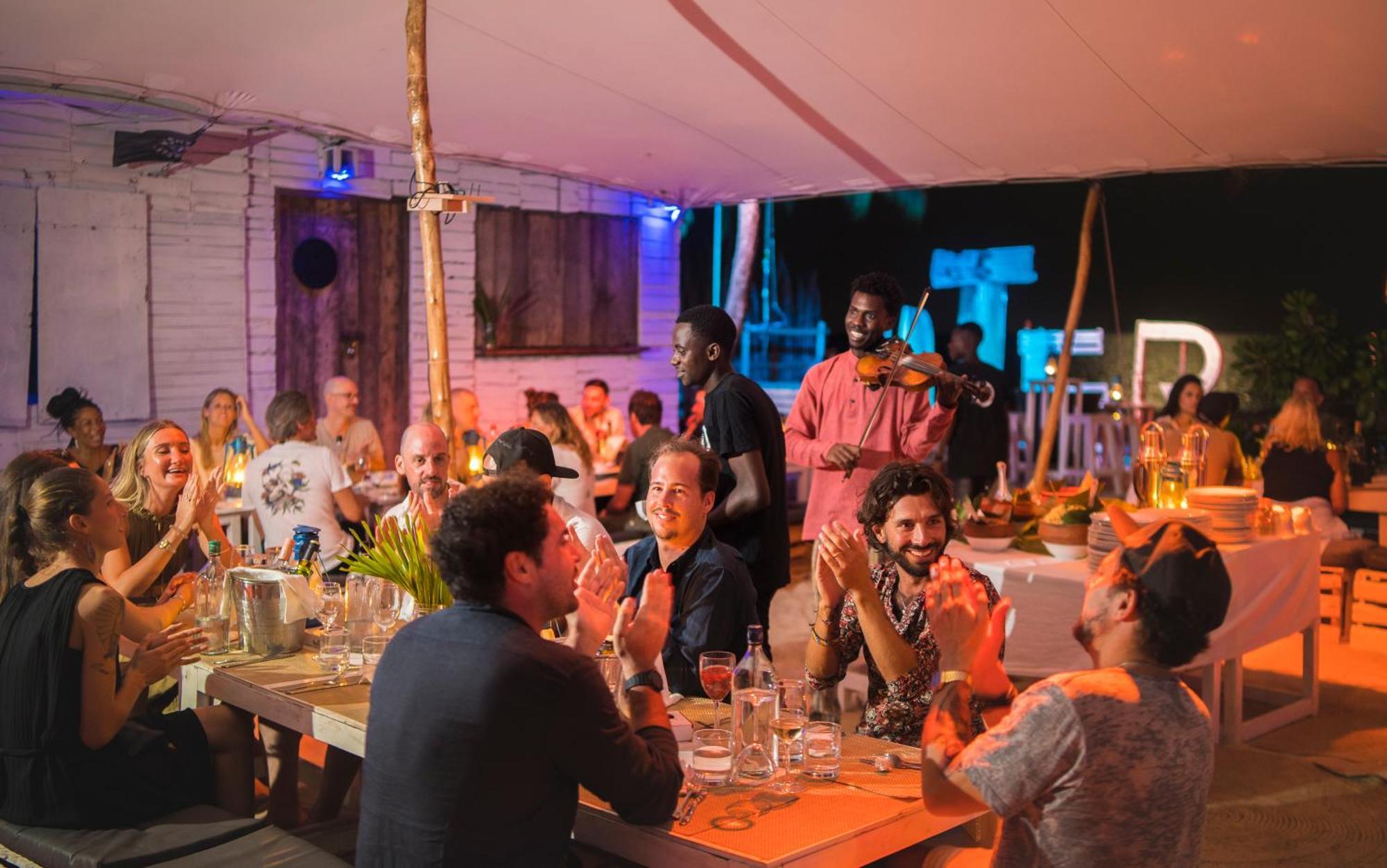B4 Beach Club Paje Buitenkant foto