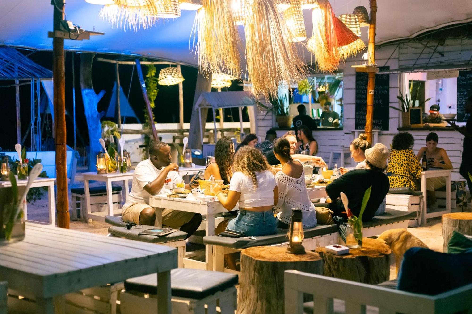 B4 Beach Club Paje Buitenkant foto