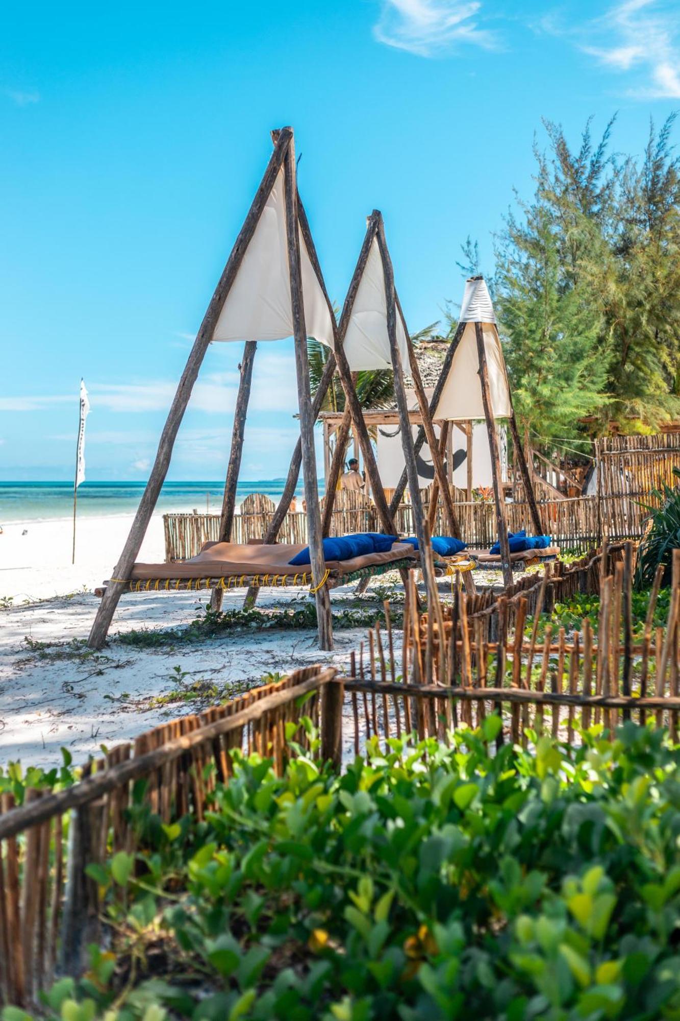 B4 Beach Club Paje Buitenkant foto