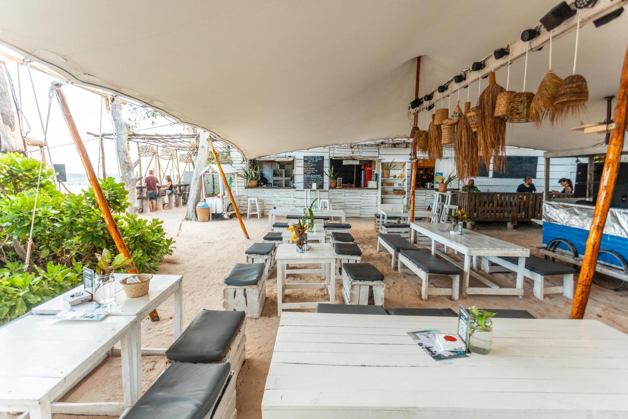B4 Beach Club Paje Buitenkant foto