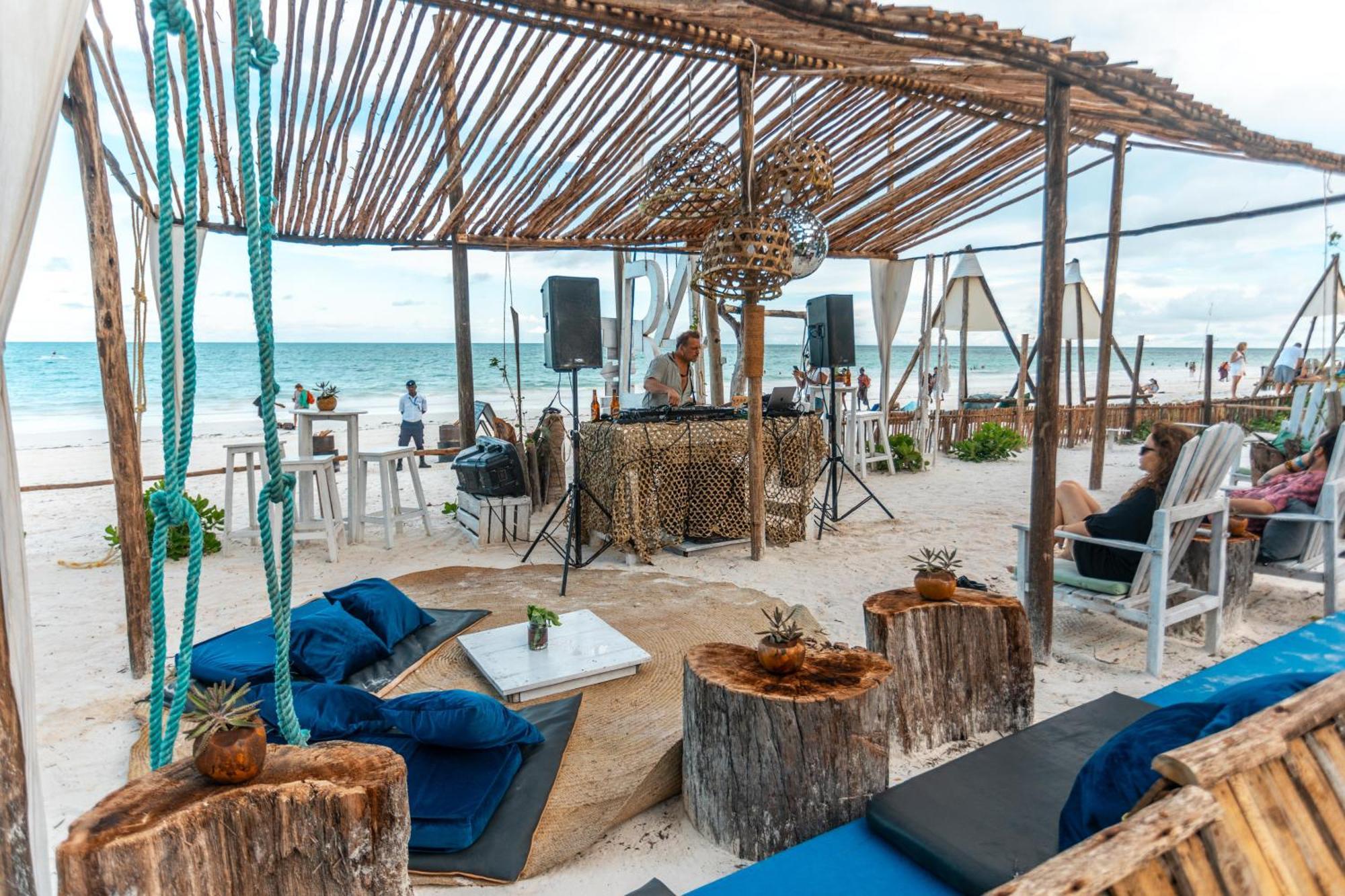B4 Beach Club Paje Buitenkant foto